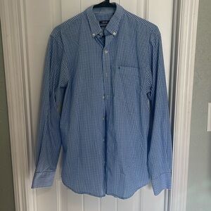 IZOD Non-Iron Stretch Button down